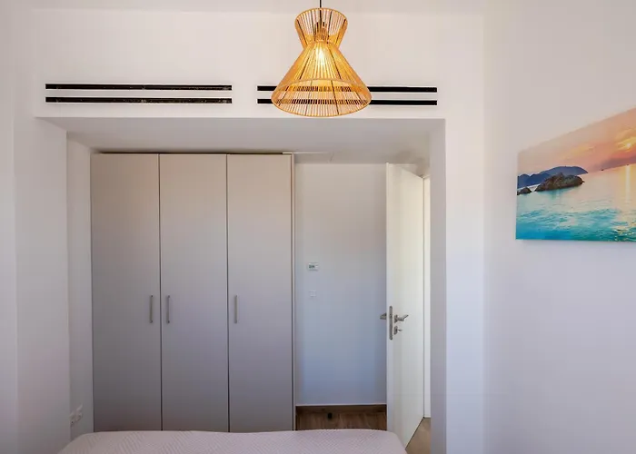 Apeiron - Apeiron Apartment