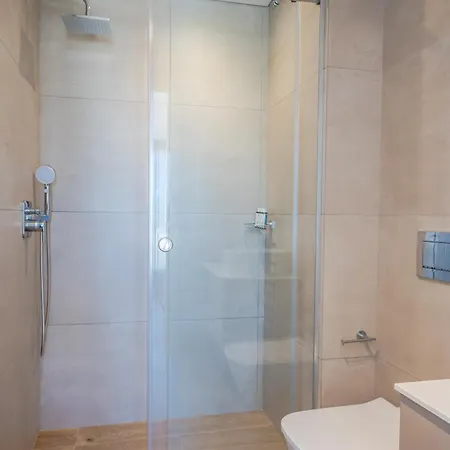 Apeiron Perissa Apartments *