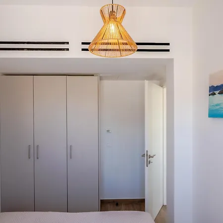 Apeiron Blue Apartment
