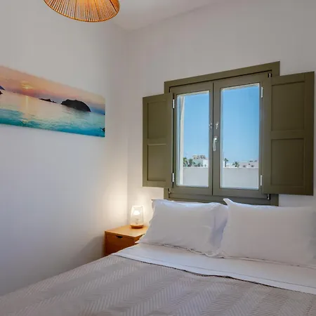 Apeiron Perissa Apartments Апартаменты