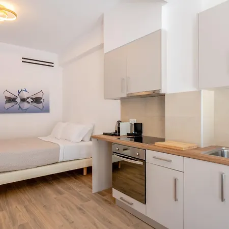 Апартаменты Apeiron Perissa Apartments *